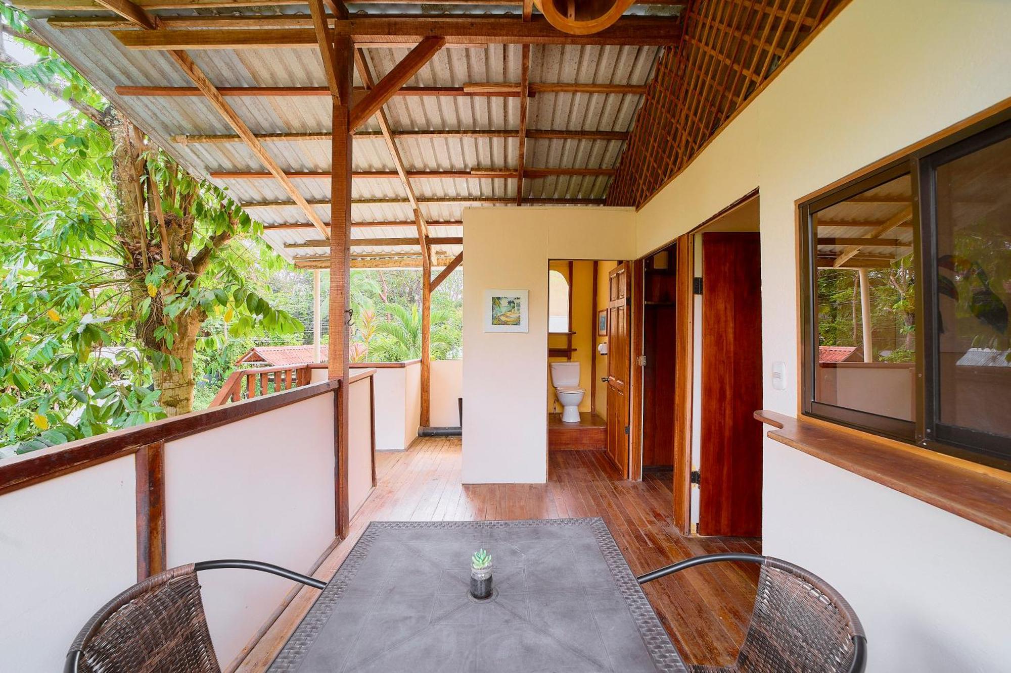 Cabinas Montesol Puerto Viejo de Talamanca Bagian luar foto